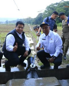 Bupati Samosir Resmikan PLTS Pompa Air untuk Peningkatan Produktivitas Pertanian