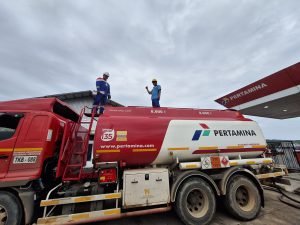Pertamina Terapkan Distribusi Energi Non Reguler Pasca Banjir Pesisir Selatan Sumbar