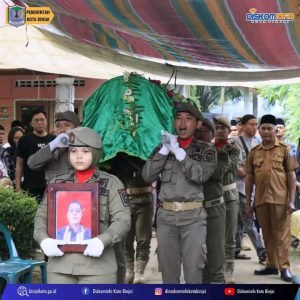 Bentuk Penghormatan Terakhir, Korpri Unit Dinas Kominfo Gelar Upacara Pelepasan Jenazah Untuk Almarhum Mardin Haviz Malau