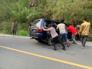 Polres Samosir Pelayanan Terhadap Wisatawan Cukup Melelahkan