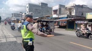 Satlantas Polres Batubara Gelar Patroli dan Pengamanan Gereja Kebaktian Minggu