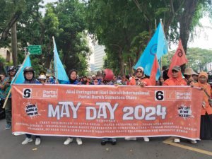 Exco Partai Buruh Sumut Gelar Unjuk Rasa ke DPRD Sumut, Tuntut Omnibus Law Dicabut
