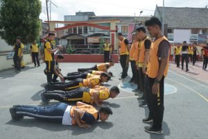 Polres Samosir Siapkan Fisik Lebih Prima untuk Laksanakan Tugas