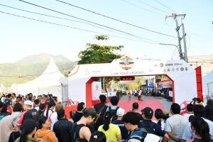 ToTK Berakhir, Bupati dan Wabup Samosir Berikan Hadiah Pemenang