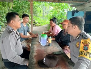 Polres Samosir Cegah Berita HOAX Melalui Kegiatan Jumat Curhat