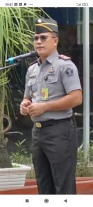 Ka-Rutan Klas I Medan Menggelar Apel Pagi Sekaligus Mengecek Kesiapan Petugas Rutan Kelas I Medan