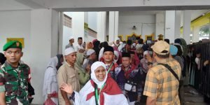 Pemkab Madina Berangkatkan 60 Calhaj Gelombang Ketiga