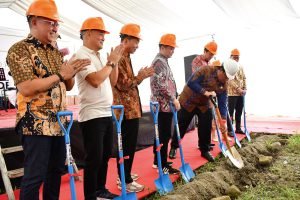 Bupati Samosir Ground Breaking Pembangunan Tropical Essence