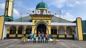 Petugas PLN Siaga, Jaga Pasokan Listrik di Masjid Agung Kota Rantauprapat