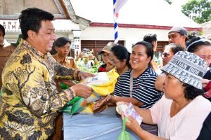 Bupati Samosir Gelar Gerakan Pangan Murah,Jaga Stabilisasi Pasokan Harga