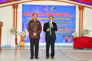 Bupati Samosir Buka Festival Paduan Suara Campuran GKPI Regional Samosir