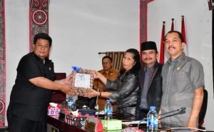 Bupati Samosir Nota Pengantar Ranperda RPJPD 2025-2045 dan KUA-PPAS