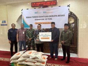 BSI Maslahat Salurkan Bantuan 10 Ton Beras di Tanah Datar Padang