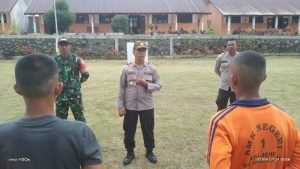 Kapolsek Sukaramai Apresiasi Paskibra Menjelang HUT Kemerdekaan RI ke-79