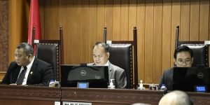 KPPU Keluarkan Persetujuan Bersyarat Transaksi Akuisisi Semen Grobogan