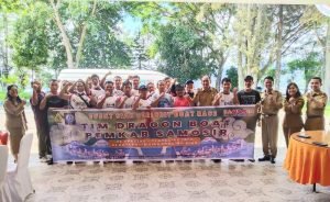 Pemkab Samosir Lepas Tim Dragon Boat Samosir Mengikuti Event Siak Serindit Boat Race