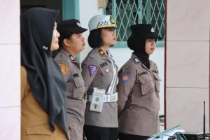 Dalam Rangka HUT Polwan ke 76, Polwan Polresta Deli Serdang gelar giat Police Go To School