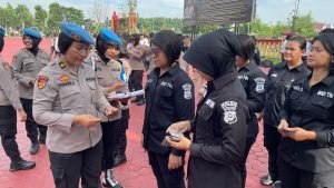 Polwan Polda Sumut laksanakan pekan disiplin sambut Hari Jadi Polwan ke 76.