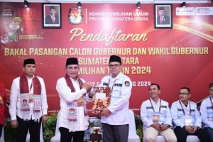 Edy Rahmayadi Dan Hasan Basri Resmi Daftar Ke KPU Sumut