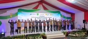 Rampungkan PLTS Ground-Mounted Terbesar dan Tercanggih di Indonesia, PLN, Aruna, China Power, dan Huawei Bersama Ciptakan Terobosan Transisi Energi