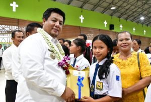 Bupati Samosir KUKUHKAN 94 Kades Sebagai Perpanjangan Jabatan