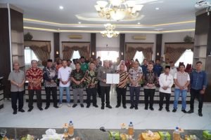 Pj Bupati Langkat Buka Forum Konsultasi Publik: Dorong Standar Pelayanan yang Akuntabel dan Efektif