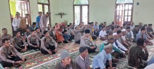 Wakapolda SumutJumat Curhat,Sambangi Jamaah Masjid Nurul Huda