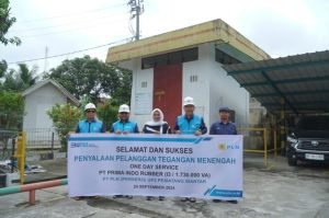 PLN UP3 P.Siantar Lakukan Penyalaan One Day Service Pelanggan Tegangan Menengah