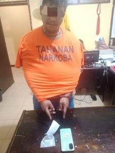 Polres Samosir Amankan Terduga Pemilik Narkotika Jenis Sabu di Pelabuhan