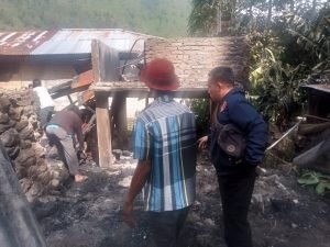 Polsek Palipi Lakukan Penyelidikan Kebakaran Rumah dengan Korban