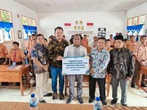 PLN Peduli, Dukung Pelatihan Aplikasi Komputer Di SMPN 2 Aek Songsongan