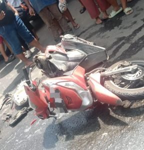Tergilas Truck, Pengemudi Sepeda Motor Honda Beat Tewas