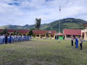 Polres Samosir Penyuluhan kepada Pelajar SMA/SMK HKBP Pangururan