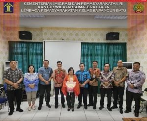 Penuh Haru, Lapas Pancur Batu Lepas Pegawai Memasuki Purna Tugas