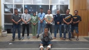 Unit Reskrim Polsek Medan Baru Tembak Kedua Kaki Pelaku Curanmor di Plaza Medan Fair
