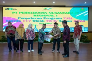 PTPN IV Regional 1 Serahkan Dana TJSL Rp 1,4 Miliar untuk 117 Penerima