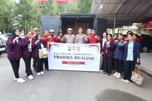 Trauma Healing Polda Sumut di Desa Patumbak Kampung untuk Korban Banjir
