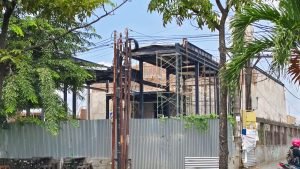 Warga Protes Bangunan Mewah ‘Black Old’ di Jalan Tengku Amir Hamzah Diduga Tanpa PBG