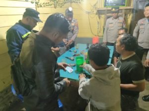 Polres Samosir dan Polsek Jajaran Gelar Patroli Presisi Hingga Minggu Dini Hari