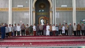 Pasca Pilkada Kapolres Langkat, Laksanakan Jumat Curhat Di Mesjid Al- Istiqomah Stabat