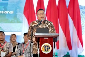 1.571 Sertipikat Elektronik Diserahkan di Batang, Wamen ATR/BPN Tegaskan Keamanan dari Mafia Tanah