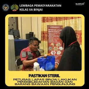 Pastikan Steril petugas Lapas Binjai lakukan Penggeledahan badan dan barang bawaan pengunjung