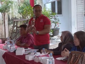 Ratusan Warga Tanjung Gusta dan Cinta Damai Menghadiri Sosper Renville P. Napitupulu, Pertanyakan Bantuan Korban Banjir