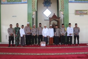 Safari Jumat & Jumat Curhat di Masjid As-Syakirin: Polres Langkat Ajak Masyarakat Jaga Kamtibmas dan Persatuan