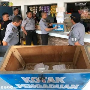 Petugas Lapas Binjai Laksanakan Pengecekan Kotak Aduan