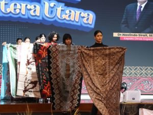 Motif Hariara Gondang Sambilan Juara Sayembara Desain Batik Sumut 2024