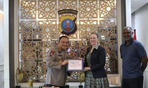 Konsistensi Dalam Pengamanan Aset Konsulat&nbsp; Polrestabes Medan Terima Penghargaan dari Konsul Amerika Serikat