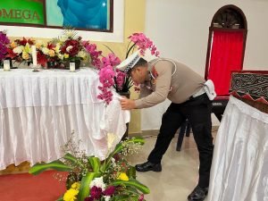 Polres Samosir dan BKO Polda Sumut Pastikan Karnaval, Ibadah Malam Nataru 2024-2025 Aman