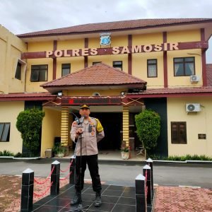 Jelang Tutup Tahun 2024 Polres Samosir Siaga 24 Jam Melayani Masyarakat dan Wistawan