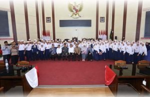 Anggota DPRD Medan Terima Kunjungan Belajar Siswa SMP Swasta An Nizam